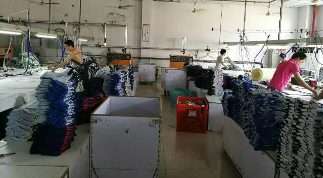 服装厂使用青青草精品视频蒸汽发生器
