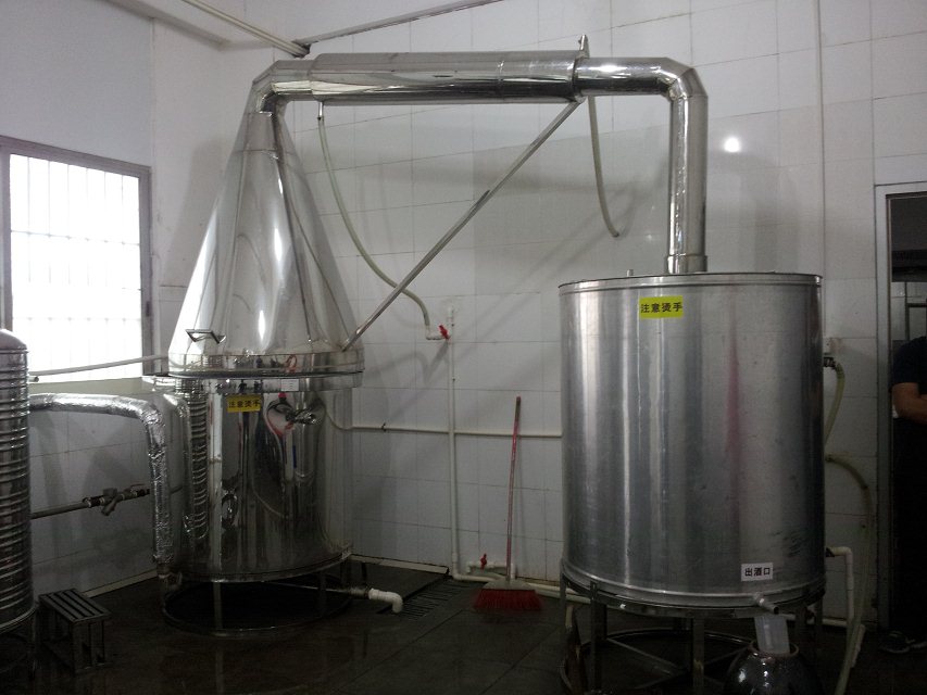 酿酒用蒸汽锅炉还是电蒸汽发生器哪个更好？