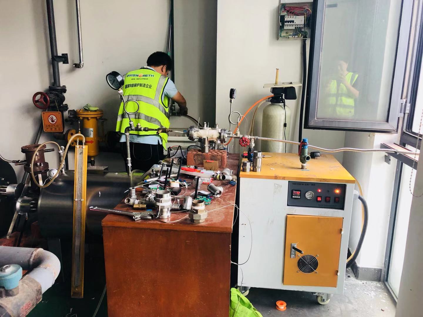 实验高压有需求，定制高压蒸汽发生器如何安全运行？厂家生产资质很重要